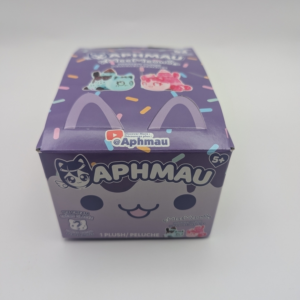 Aphmau MeeMeows 6" Mystery Plush - Chocolate Ice Cream Cat - Picture 8 of 8